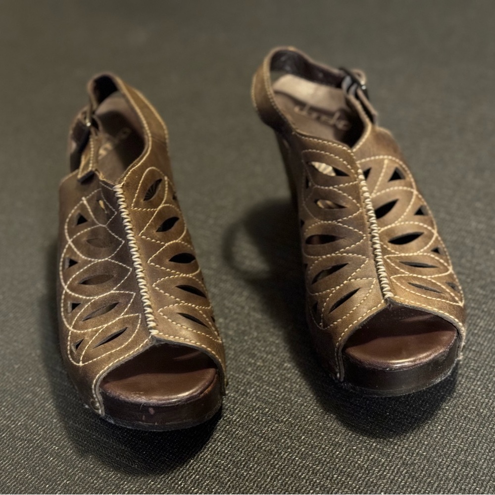 Dansko sandal
